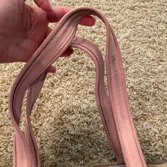 Coach Handbag - Picture 4 of 10